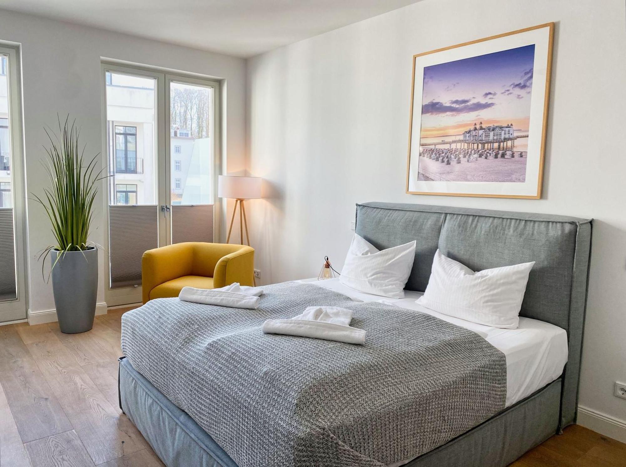 Pool Und Sauna Mit Meerblick, Direkt An Der Seebruecke - First Sellin Fewo 3 8 Exteriör bild