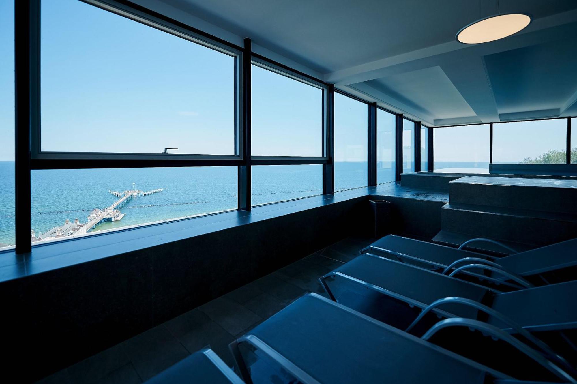 Pool Und Sauna Mit Meerblick, Direkt An Der Seebruecke - First Sellin Fewo 3 8 Exteriör bild